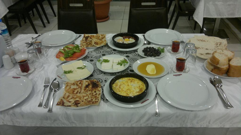 Ozdemir Hotel Pamukova Bilik gambar