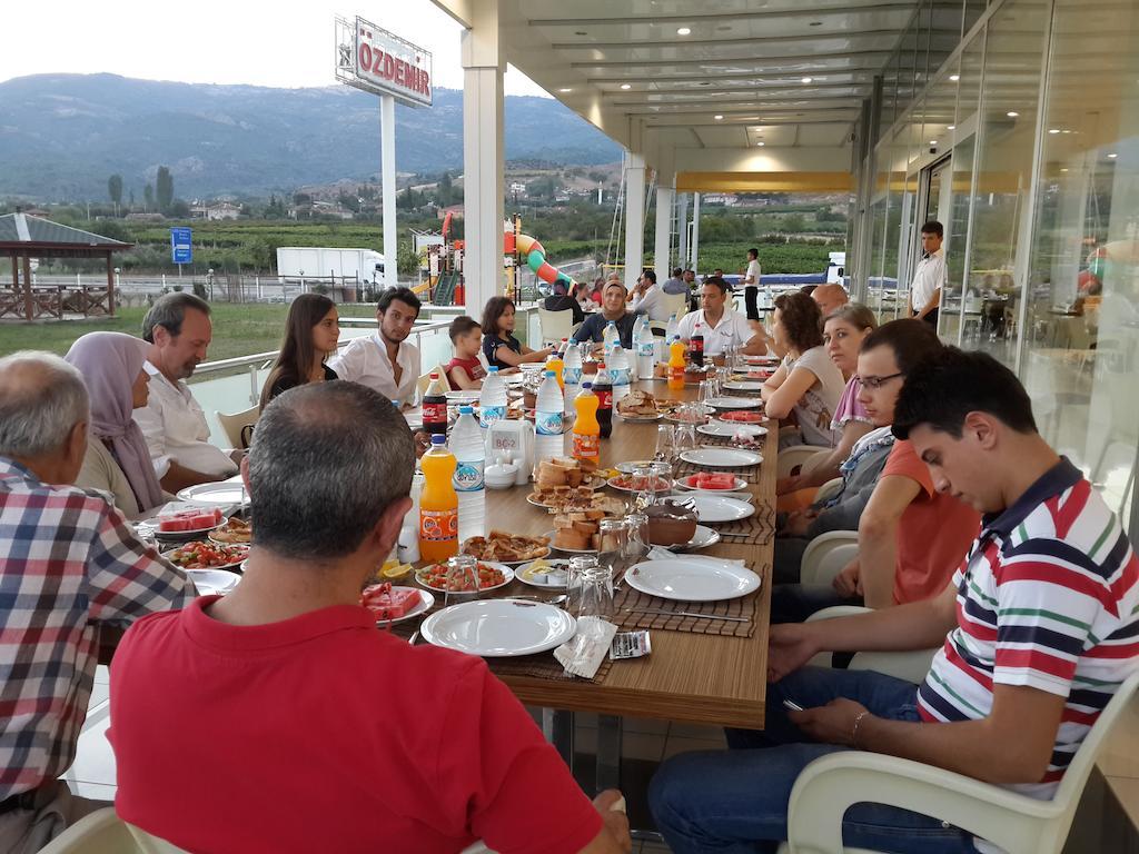 Ozdemir Hotel Pamukova Luaran gambar