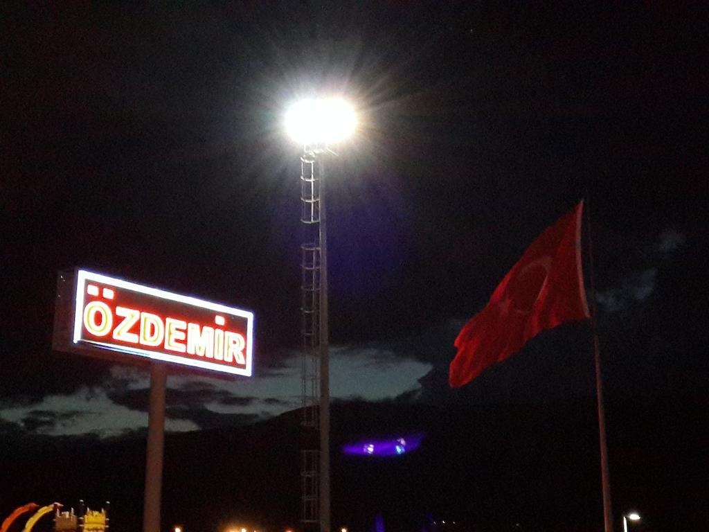 Ozdemir Hotel Pamukova Luaran gambar